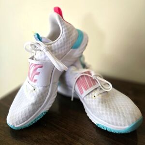 Nike CW7022-100 Renew In-Season TR 9 White Cross Training Shoes